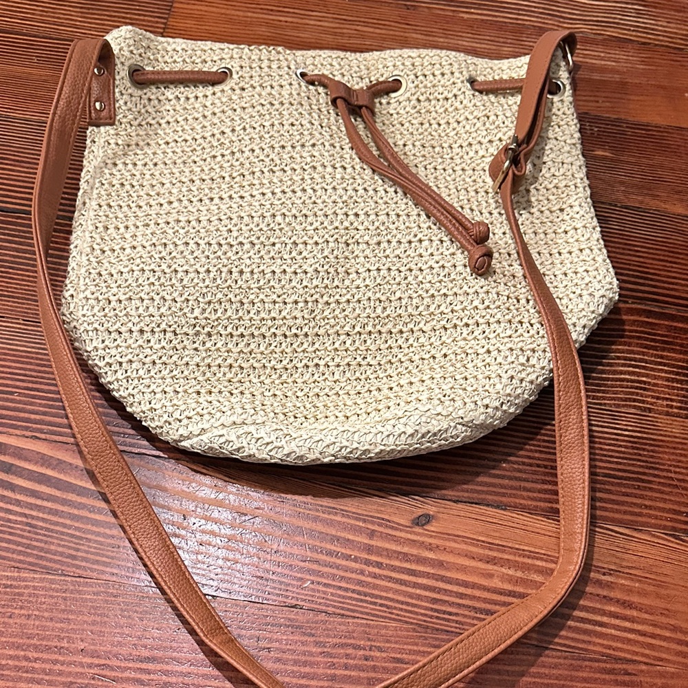 Montce Swim Ali Bucket Bag - Picture 3 of 6